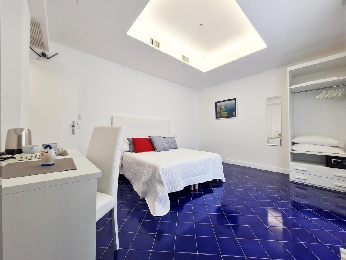 Domus Sole Bed & Breakfast Sorrento Ngoại thất bức ảnh
